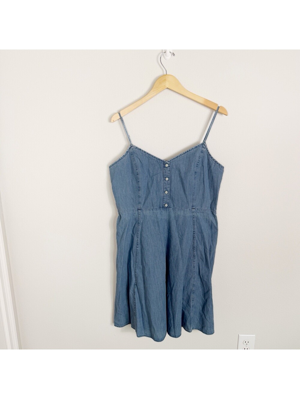 NWT GAP Denim Chambray Dress Womens Blue Fit Flare Spaghetti Strap Mini Size 14